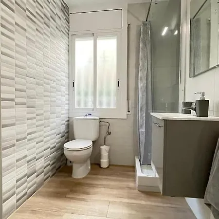 - Wifi Free - Piscina - 50 M Playa