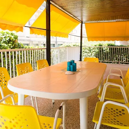 - Wifi Free - Piscina - 50 M Playa Apartment