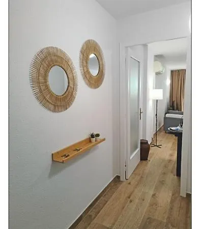 - Wifi Free - Piscina - 50 M Playa