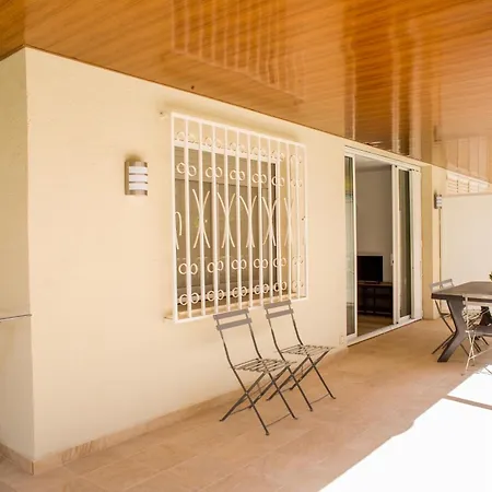 - Wifi Free - Piscina - 50 M Playa *