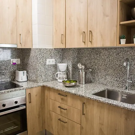 - Wifi Free - Piscina - 50 M Playa